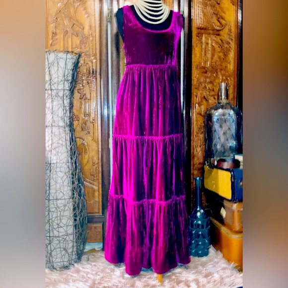 natural life eautiful red wine color velvet sleeveless maxi dress - Picture 5 of 8